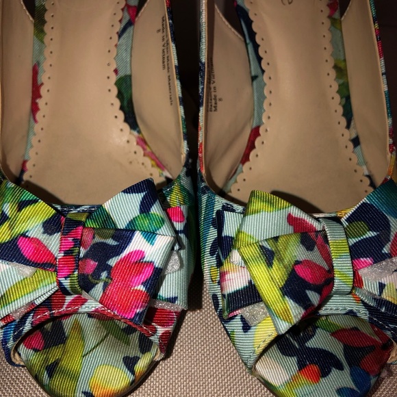 KELLY & KATIE COLORFUL BLUE HOT PINK GREEN SANDALS - Picture 3 of 8